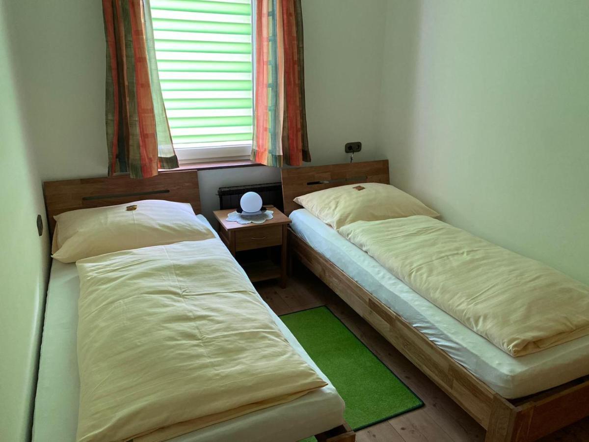 Ferienwohnung Scheiblechner เกิสต์ลิง อัน แดร์อิบส์ ภายนอก รูปภาพ